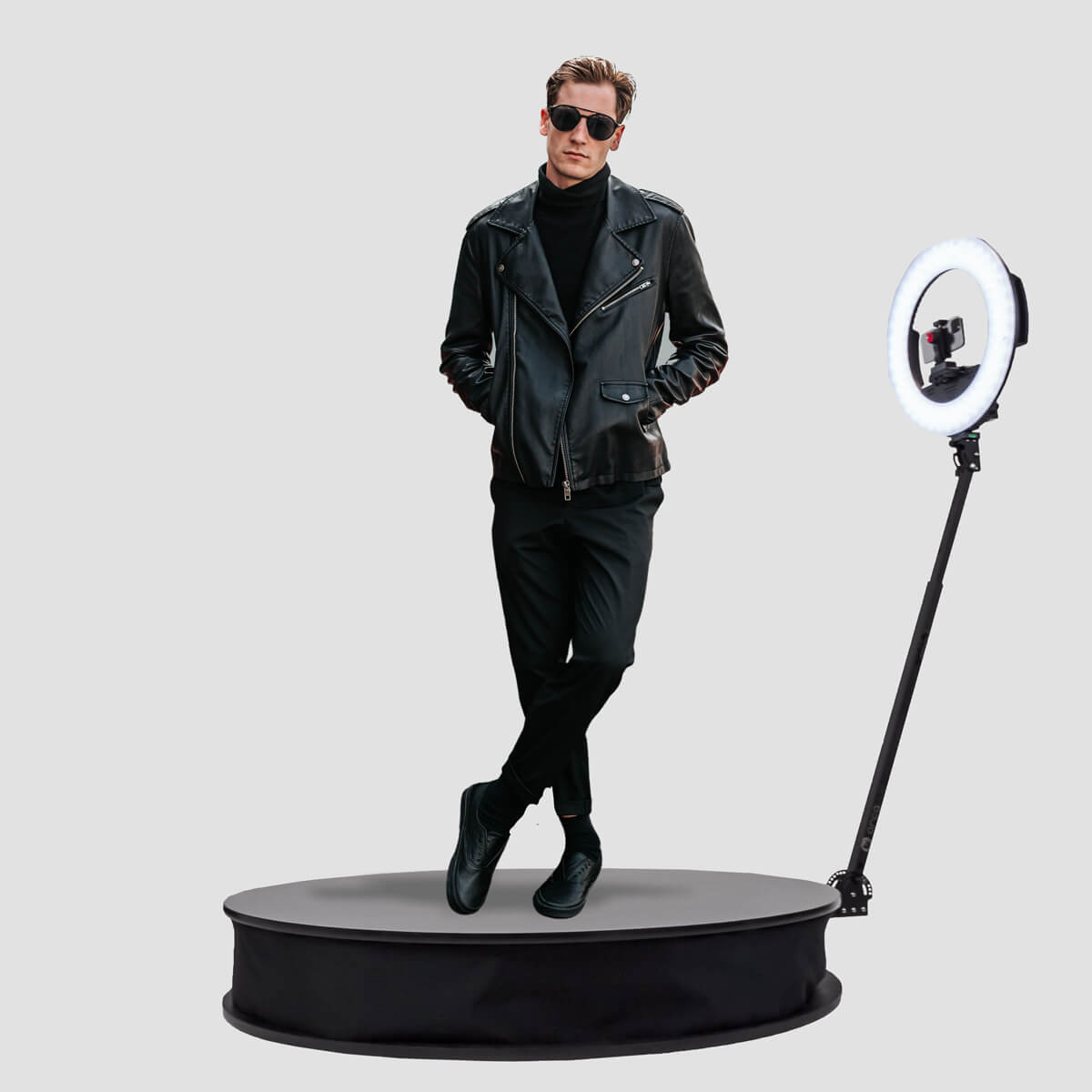 man standing on a 360 platform