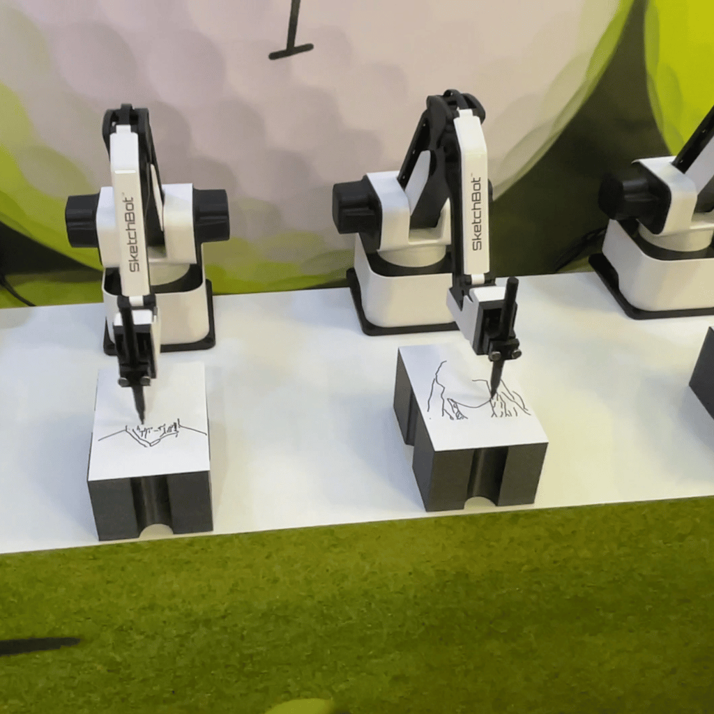 sketch using a sketch robot